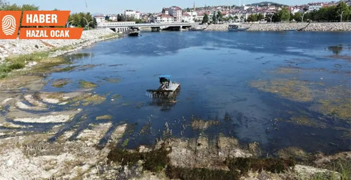 Beyşehir Gölü, son yıllarda yaşanan kuraklıkla gündemde.