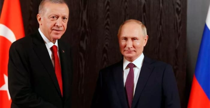 Kommersant Gazetesi: İki lider tahıl koridoru anlaşmasını gömdü