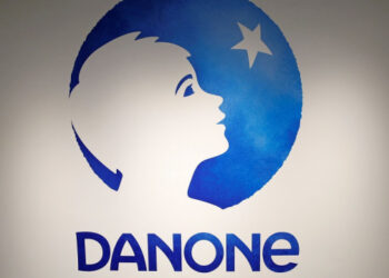 Danone, 1 milyar euroluk satın alma için el sıkıştı