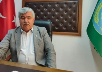 Mersin’de kar yağışı, koruma tesislerini yerle bir etti