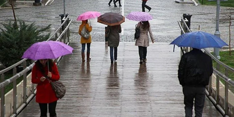 Meteoroloji duyurdu: Kuvvetli yağış ve fırtına bekleniyor 1 Meteoroloji