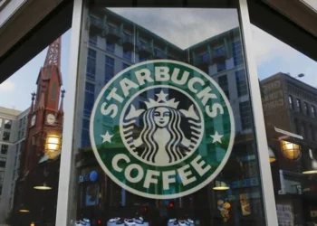 Starbucks yüzlerce kişiyi işten çıkaracak