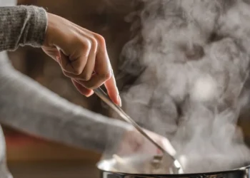 Şu hatayı yapıyorsan en basit yemek bile asla güzel olmayacak!