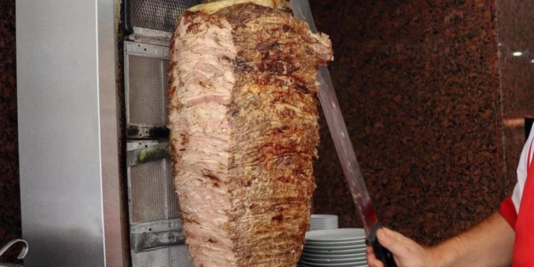 Maydonoz Döner'e bağlı 5 şirket satışa çıktı 1 Maydonoz Doner