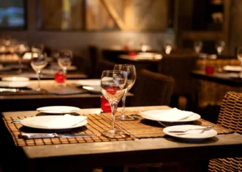 Restoran ve kafelerde yeni dönem başladı: Menü kuralları baştan aşağı değişti