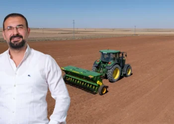 Mahsulünü Şakalak’la eken çiftçinin hasatta yüzü güldü