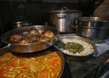 Hazır yemekte fabrikalardaki kan kaybını kamu dengeledi