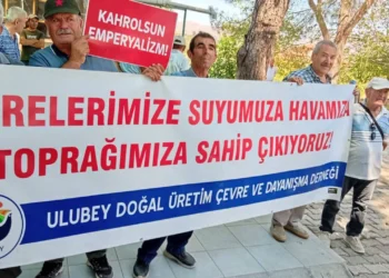 Uşak’ta feldispat ocağına tepki: Köylü madene kapıyı kapattı!