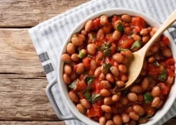 Zeytinyağlı yemeklerin vazgeçilmezi: Barbunya pilaki nasıl yapılır?