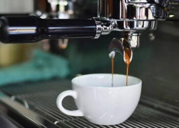 ‘Kahve devi’ Starbucks, 250 mağazasını kapatma kararı aldı: ‘Zor olacağını biliyoruz’