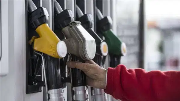 Akaryakıtta kasım zammı riski: Benzinde 6,55 TL, motorinde 6 TL baskı
