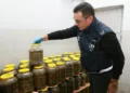 Ruhsatsız depodan 6,5 ton küflü gıda çıktı